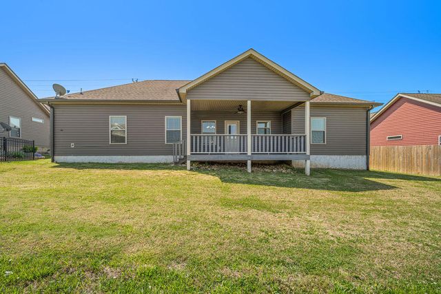 128 Franklin Circle, Fort Oglethorpe, GA 30742
