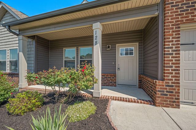 128 Franklin Circle, Fort Oglethorpe, GA 30742