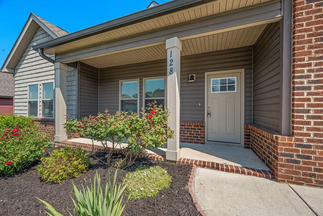 128 Franklin Circle, Fort Oglethorpe, GA 30742