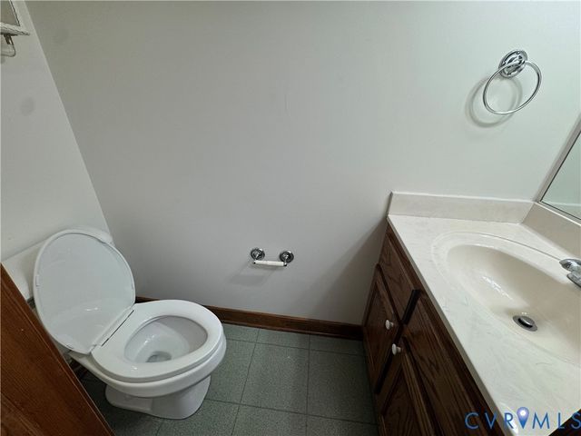 8324 Franklin Ln, Mechanicsville, VA 23111