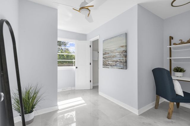 1130 San Juan Avenue, Charleston, SC 29407