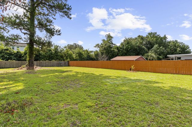 1130 San Juan Avenue, Charleston, SC 29407
