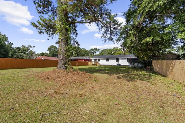 1130 San Juan Avenue, Charleston, SC 29407