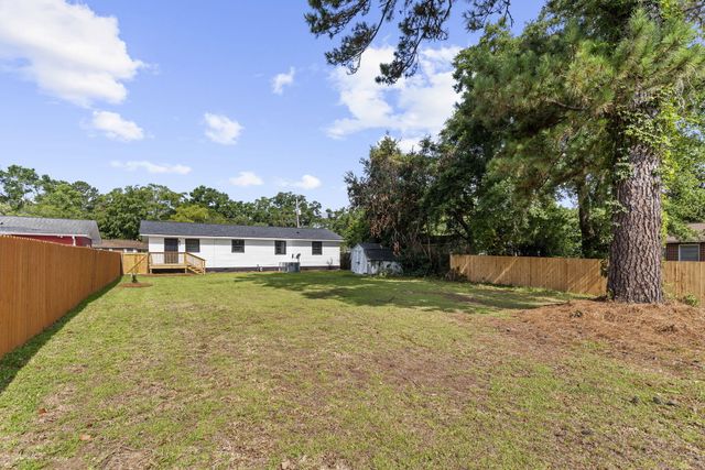 1130 San Juan Avenue, Charleston, SC 29407