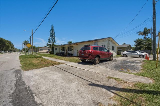 137 NE 1st Court, Dania Beach, FL 33004