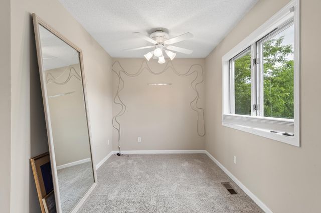 7250 Cactus Curve, Chanhassen, MN 55317