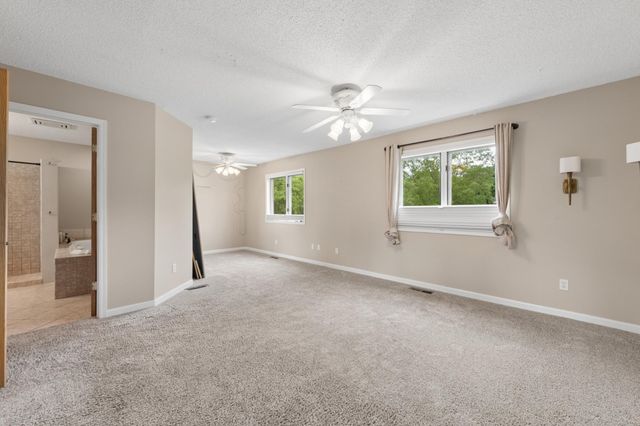7250 Cactus Curve, Chanhassen, MN 55317