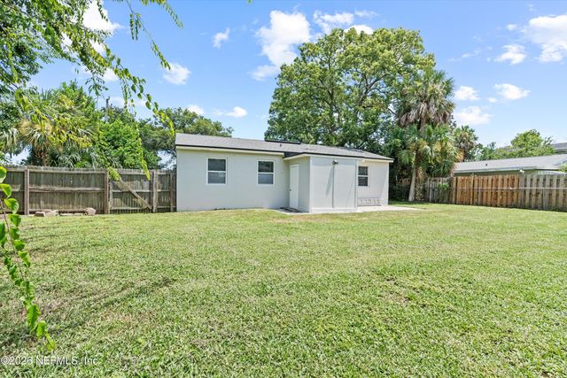 1012 9TH Street N, Jacksonville Beach, FL 32250