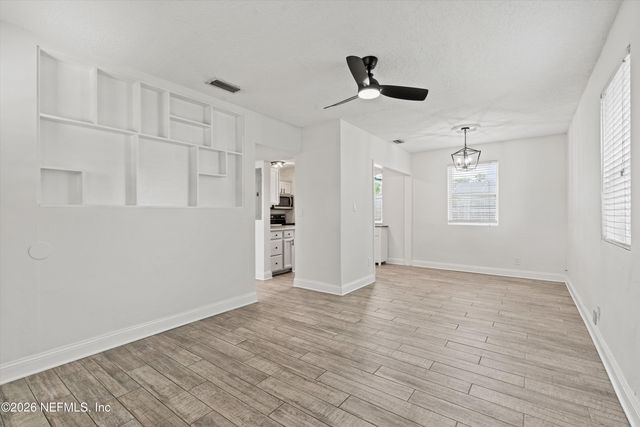 1012 9TH Street N, Jacksonville Beach, FL 32250