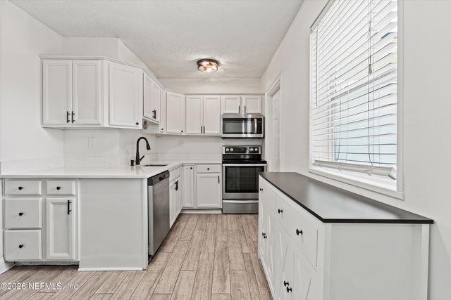 1012 9TH Street N, Jacksonville Beach, FL 32250
