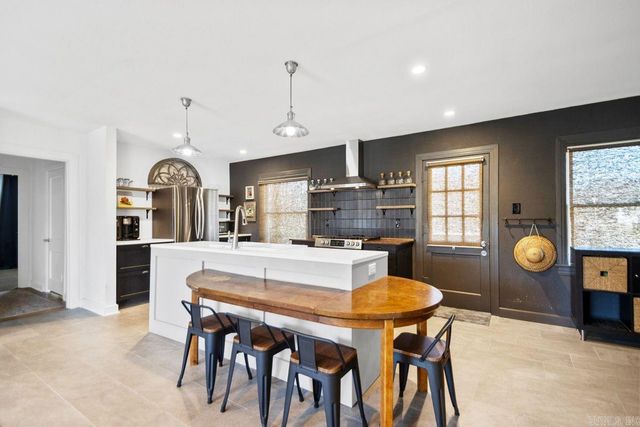 615 S Richards Street, Benton, AR 72015