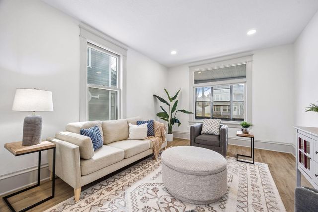 941 Hague Avenue, Saint Paul, MN 55104