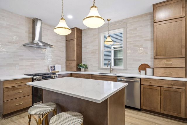 941 Hague Avenue, Saint Paul, MN 55104