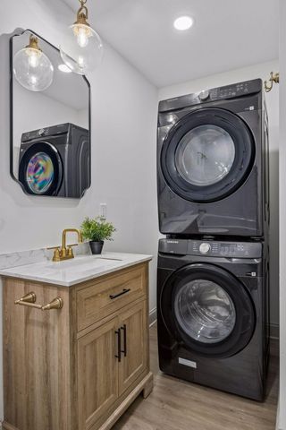 941 Hague Avenue, Saint Paul, MN 55104