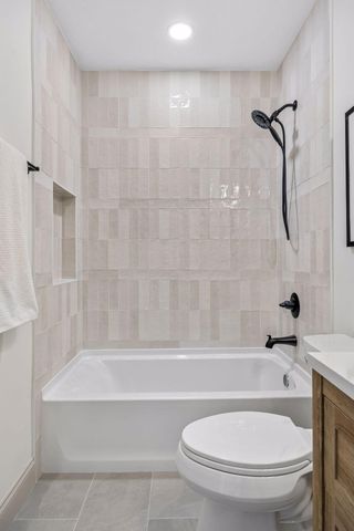 941 Hague Avenue, Saint Paul, MN 55104