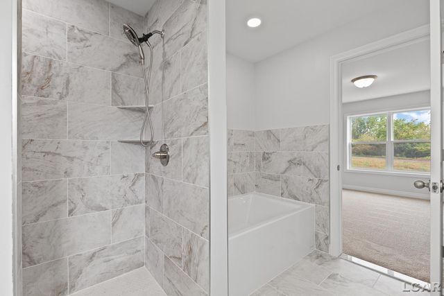 2821 Eunice Circle, Adrian, MI 49221