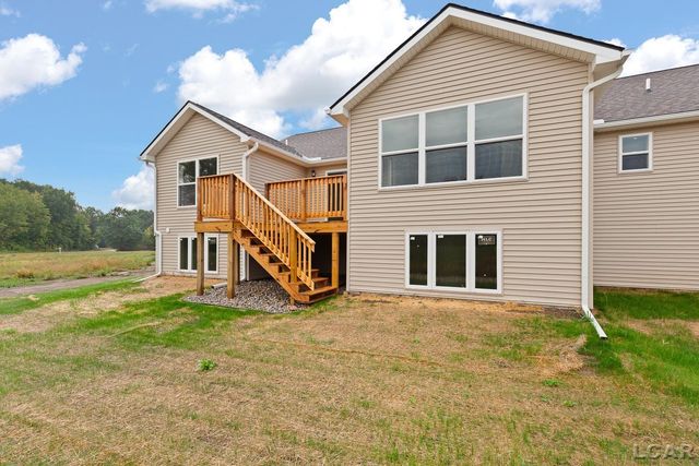 2821 Eunice Circle, Adrian, MI 49221