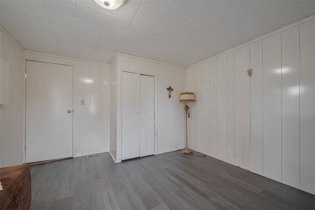 2316 Green Meadows Drive, Sealy, TX 77474