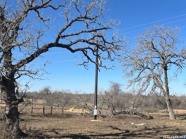 3090 County Road 442, Stockdale, TX 78160