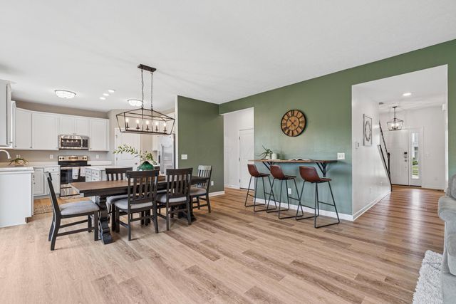 12181 Prairie View Drive NW, Pickerington, OH 43147