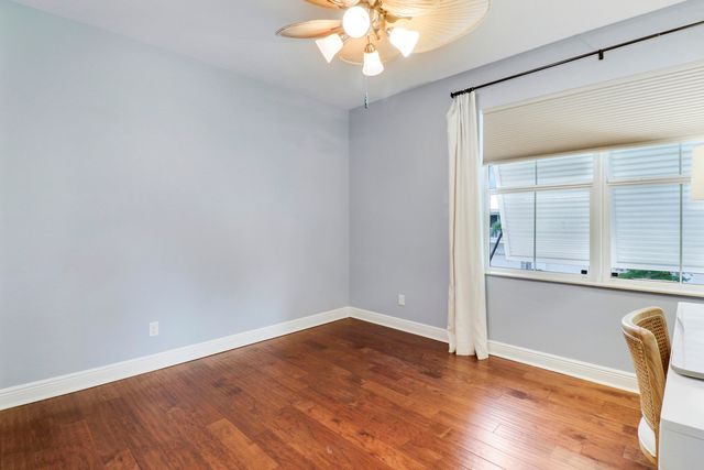 4044 Kingston Lane, Palm Beach Gardens, FL 33418