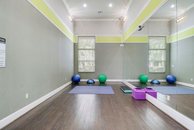 4044 Kingston Lane, Palm Beach Gardens, FL 33418