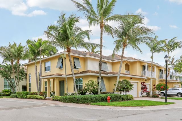 4044 Kingston Lane, Palm Beach Gardens, FL 33418