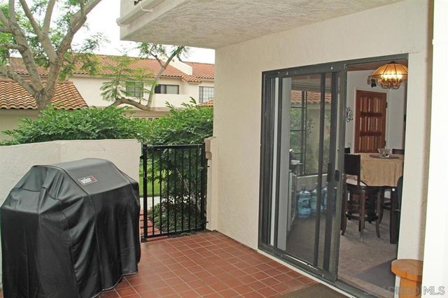 7628 Palmilla Dr 85, San Diego, CA 92122