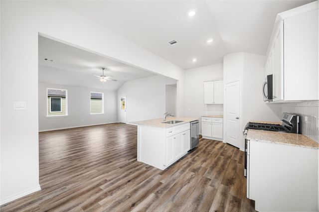 25766 John Wayne Road, Splendora, TX 77372