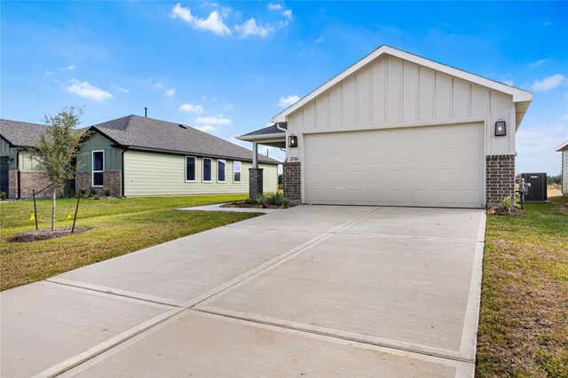 25766 John Wayne Road, Splendora, TX 77372