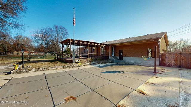 254 Oakridge Ct, Mt Washington, KY 40047