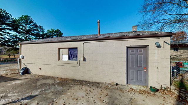 254 Oakridge Ct, Mt Washington, KY 40047