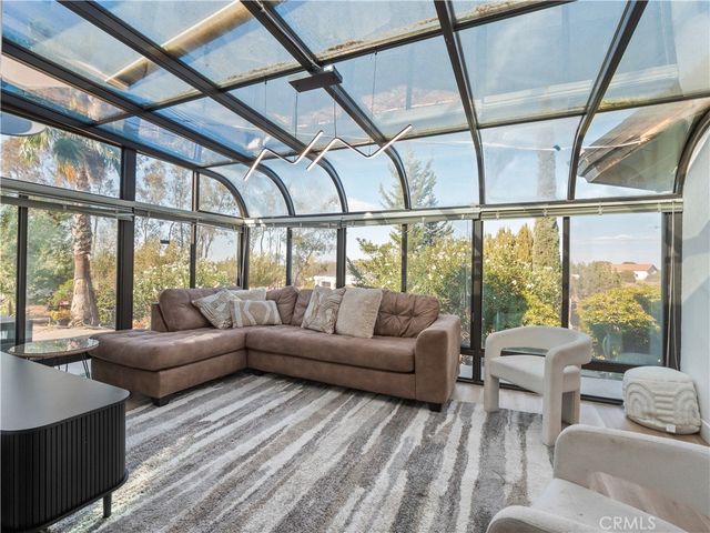 40646 27th Street W, Palmdale, CA 93551