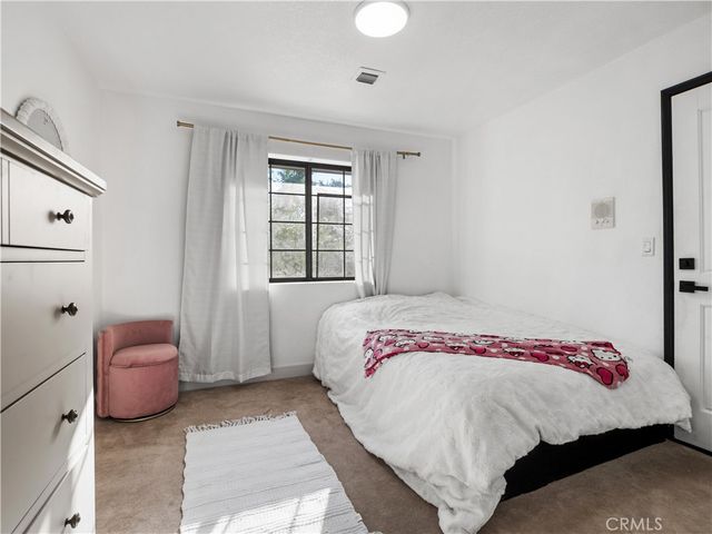 40646 27th Street W, Palmdale, CA 93551