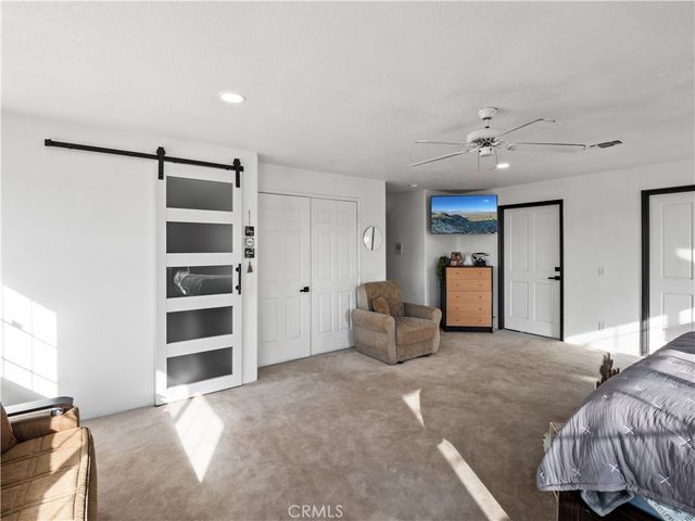 40646 27th Street W, Palmdale, CA 93551