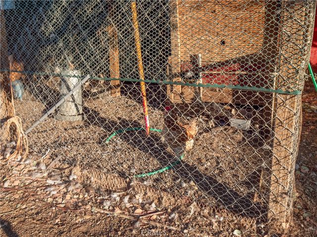 40646 27th Street W, Palmdale, CA 93551