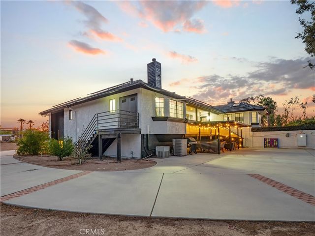 40646 27th Street W, Palmdale, CA 93551