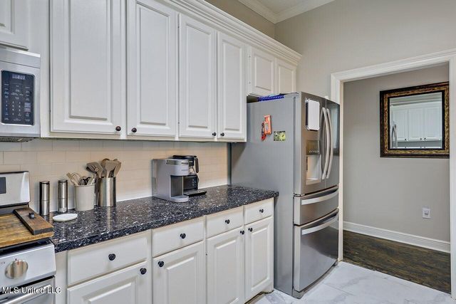 30 Charleston Circle, Brandon, MS 39047