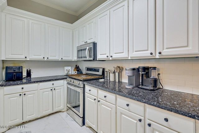 30 Charleston Circle, Brandon, MS 39047