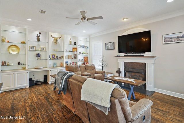 30 Charleston Circle, Brandon, MS 39047