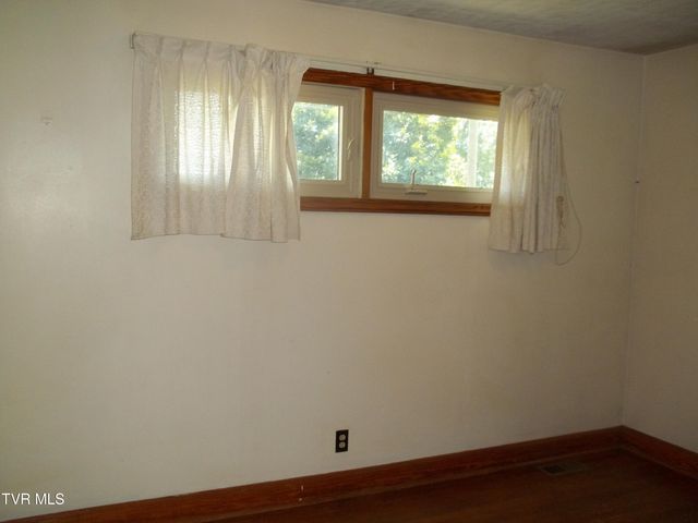 443 East Street, Church Hill, TN 37642