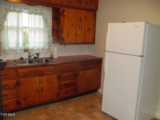 443 East Street, Church Hill, TN 37642