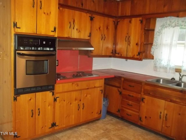 443 East Street, Church Hill, TN 37642