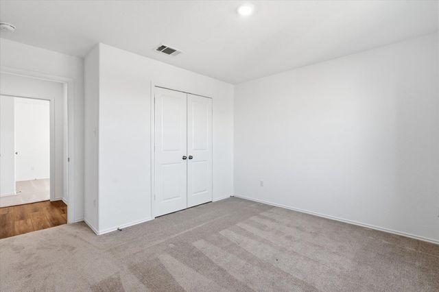 100 Greystone CT, Marble Falls, TX 78654