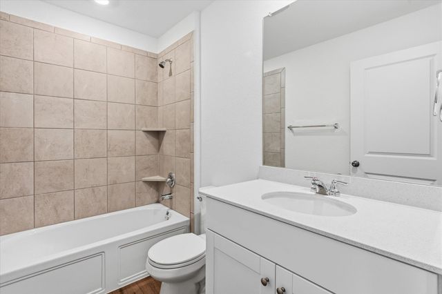 100 Greystone CT, Marble Falls, TX 78654