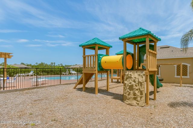 1003 Remington Green Drive SE, Palm Bay, FL 32909