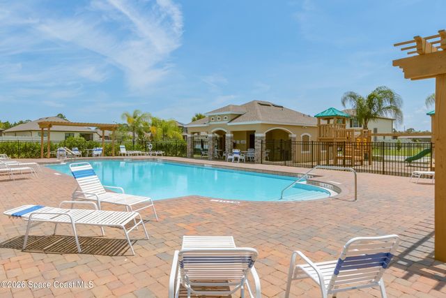 1003 Remington Green Drive SE, Palm Bay, FL 32909