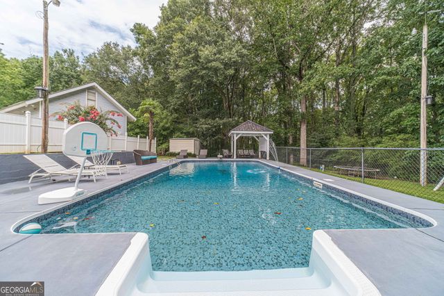 7168 Highway 81, Monroe, GA 30656