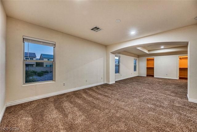 9609 Rolling Thunder Avenue, Las Vegas, NV 89148