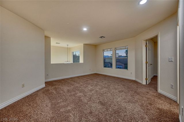 9609 Rolling Thunder Avenue, Las Vegas, NV 89148